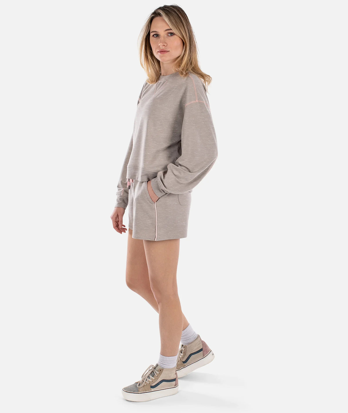 W's Lily Crewneck Sweatshirt