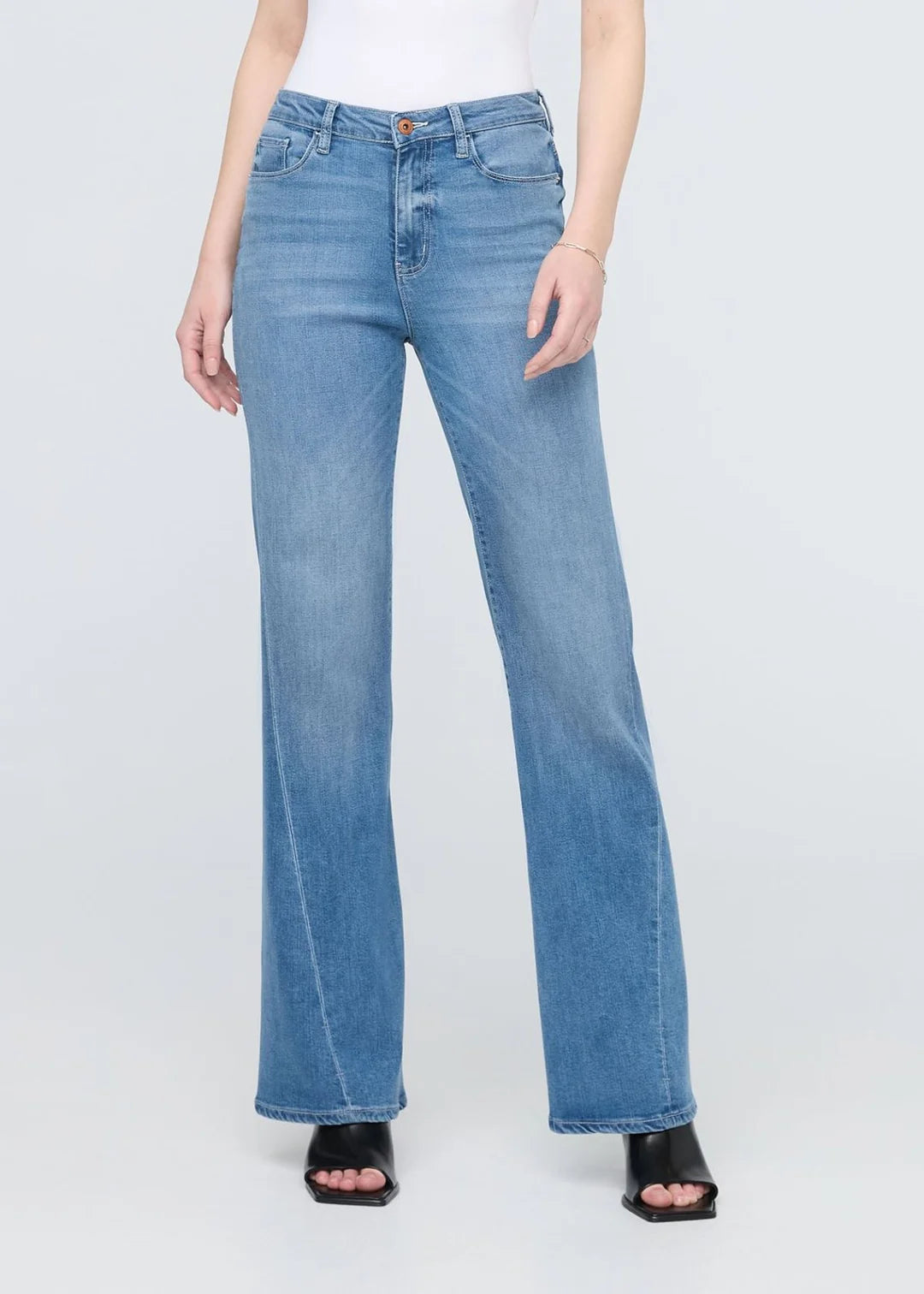 W’s Midweight Performance Denim Wide Leg