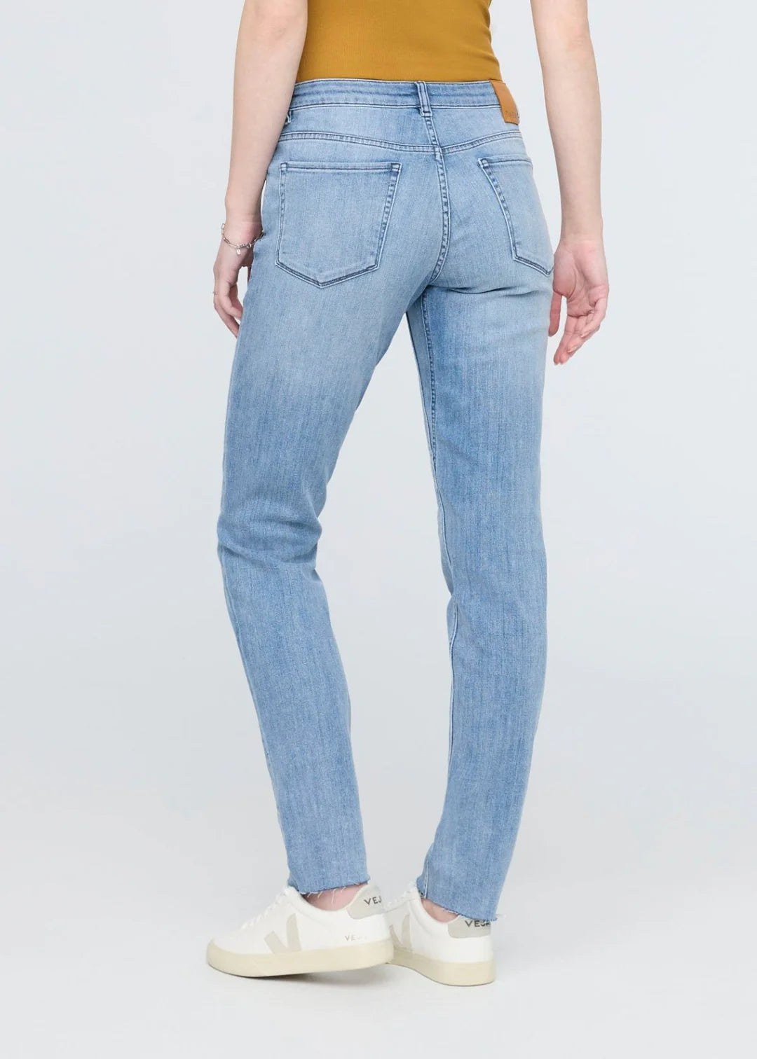 W&#39;s Performance Denim Girlfriend Jean