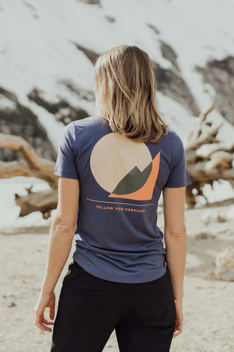 W's Traverse Tek Tee